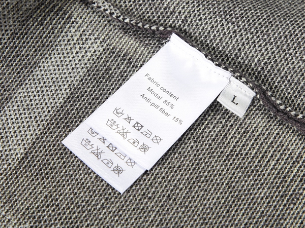 ブランドセーター全体デザイン